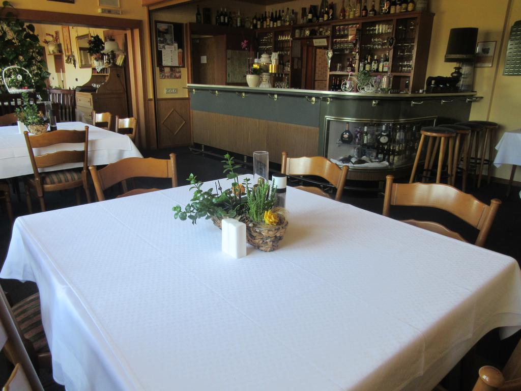 Hotel Restaurant Jonkhans Rees Exterior foto