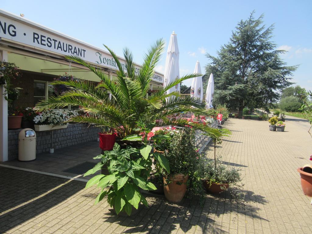 Hotel Restaurant Jonkhans Rees Exterior foto